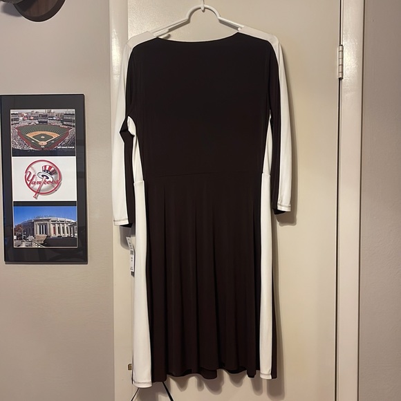 Brown & white long sleeve dress, never worn, size 12 - Picture 4 of 4